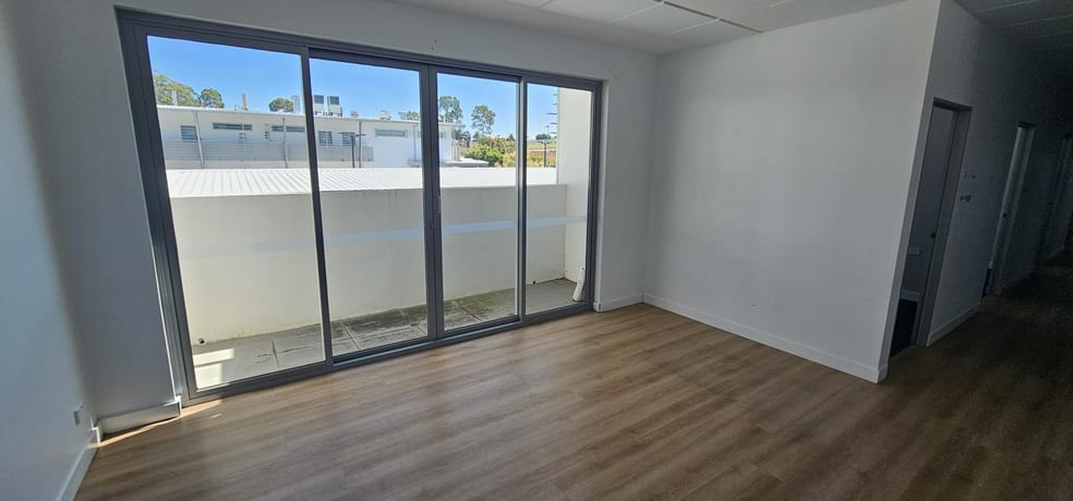 Click to view all images 334 Foxwell Road Coomera QLD 4209 - Image 2