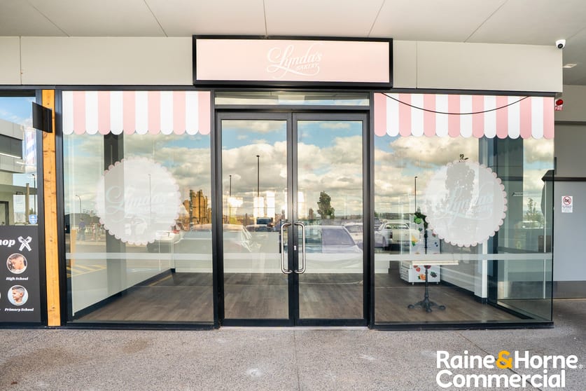 Click to view all images 5/2-12 Rainbow Drive Wagga Wagga NSW 2650 - Image 2