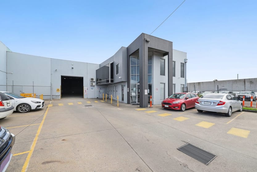 Click to view all images 7 Fleet Street Laverton North VIC 3026 - Image 1