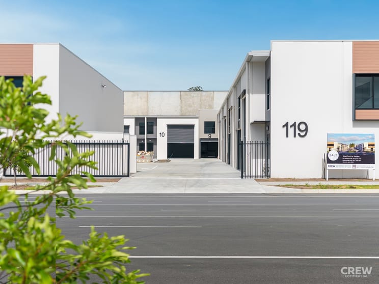 Click to view all images 10/111-119 Wongawallan Drive Yarrabilba QLD 4207 - Image 2