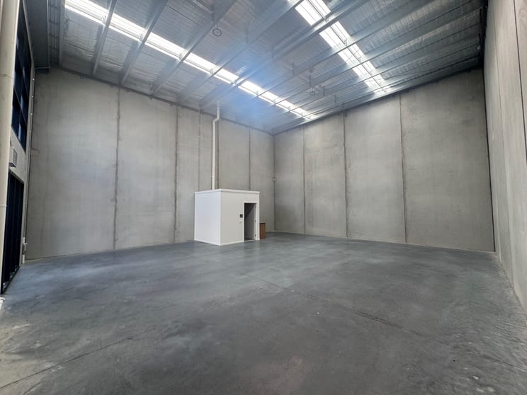 Click to view all images Unit 100, 32 Speedwell Street Somerville VIC 3912 - Image 4