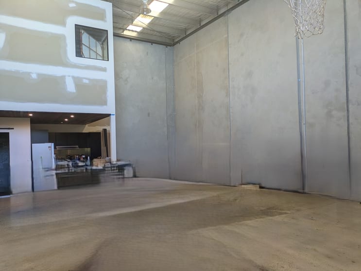 Click to view all images 8/72-74 Lambeck Drive Tullamarine VIC 3043 - Image 2
