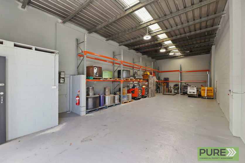 Click to view all images 3/3 Anvil Road Seven Hills NSW 2147 - Image 2