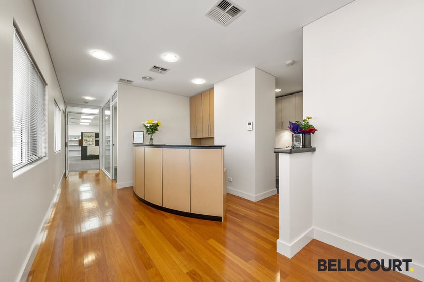 Click to view all images 165 Seventh Avenue Inglewood WA 6052 - Image 1