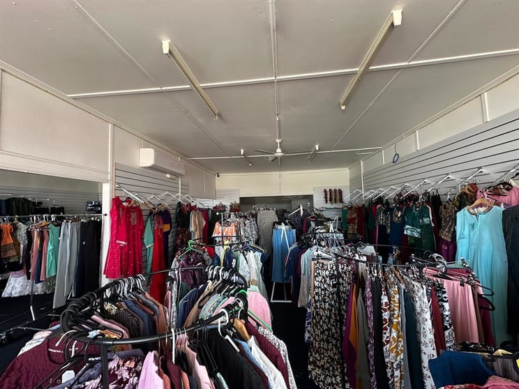 Click to view all images 133 Musgrave Street Berserker QLD 4701 - Image 3