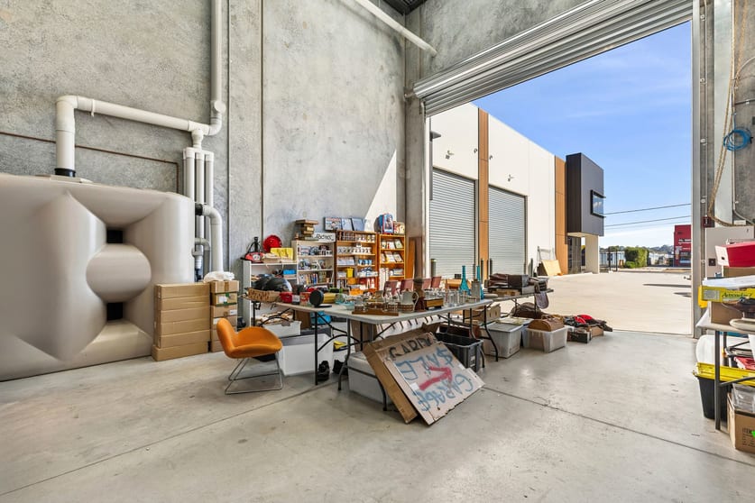 Click to view all images Unit 4/52-56 Douro Street North Geelong VIC 3215 - Image 2