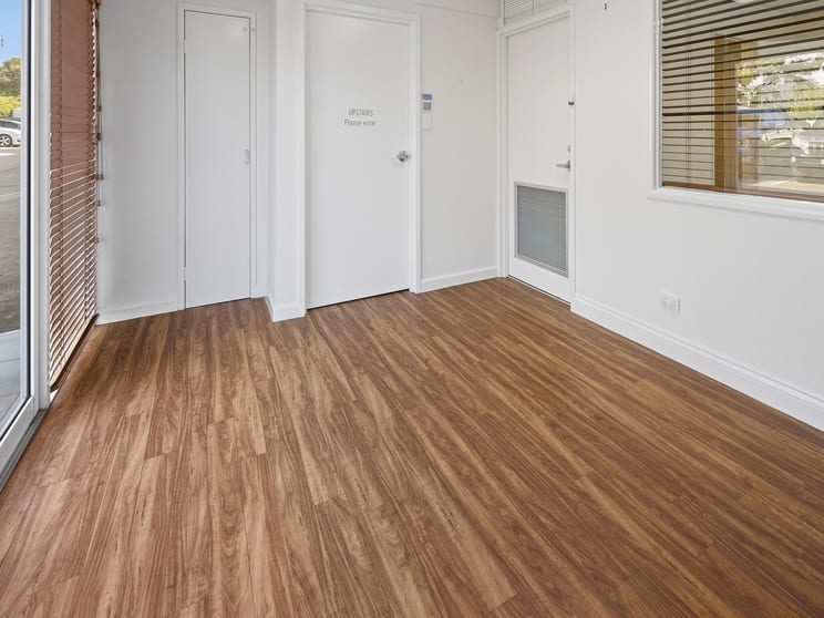 Click to view all images 1/69 Secam Street Mansfield QLD 4122 - Image 2