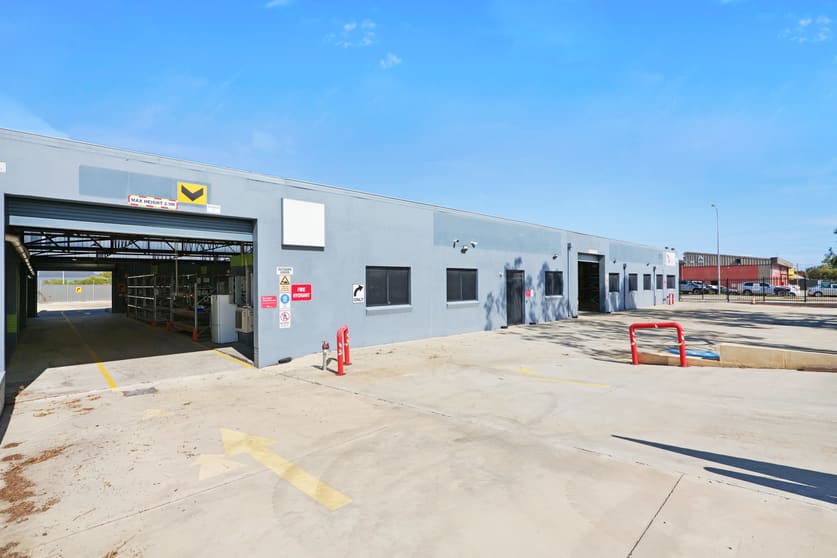 Click to view all images 228 Collier Road Bayswater WA 6053 - Image 4