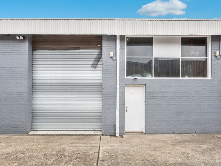 2/709 The Horsley Drive Smithfield NSW 2164 - Image 1