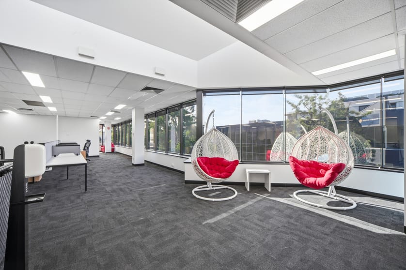 Click to view all images 192 Burwood Road Hawthorn VIC 3122 - Image 4