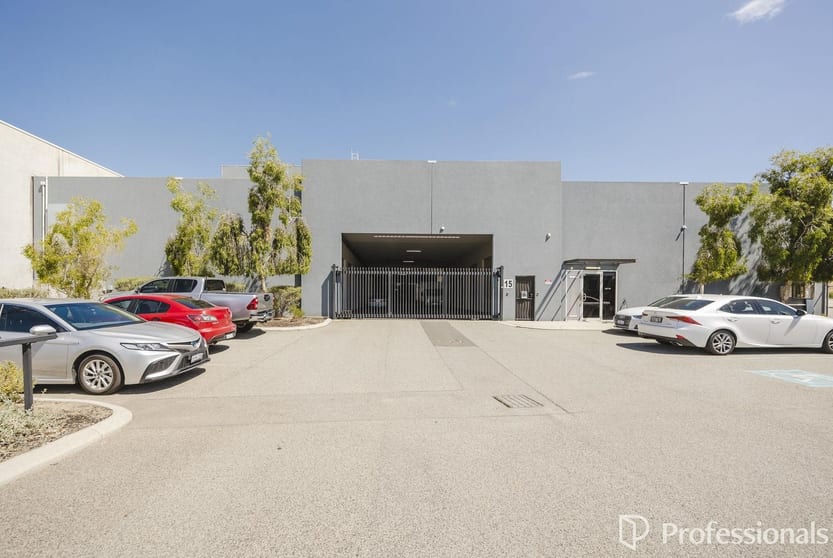 Click to view all images 33/15 Montgomery Way Malaga WA 6090 - Image 1