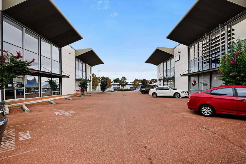 Click to view all images 3/28 Belmont Avenue Rivervale WA 6103 - Image 3