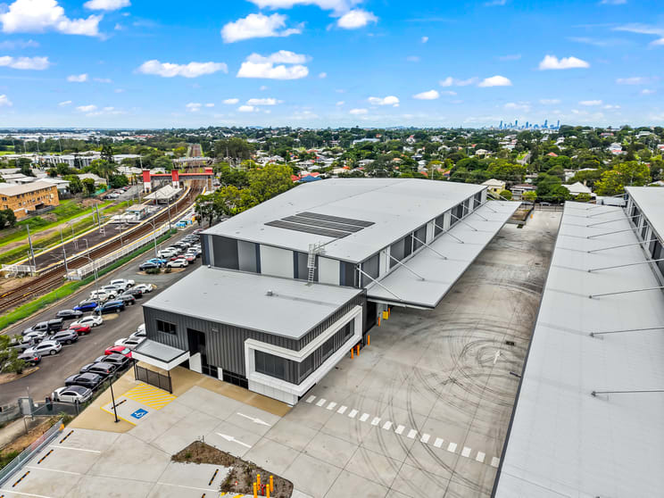 Click to view all images 6 & 7/469-485 Zillmere Road Zillmere QLD 4034 - Image 2