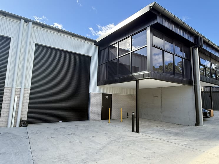 Click to view all images Unit 31/25 Val Reid Crescent Hume ACT 2620 - Image 1