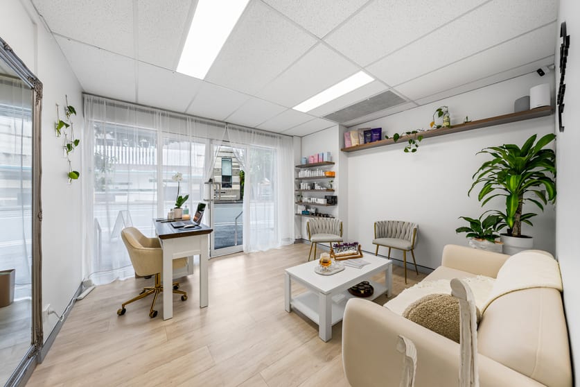 2/40 Annerley Road Woolloongabba QLD 4102 - Image 1