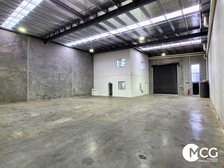27 Trevi Crescent Tullamarine VIC 3043 - Image 3