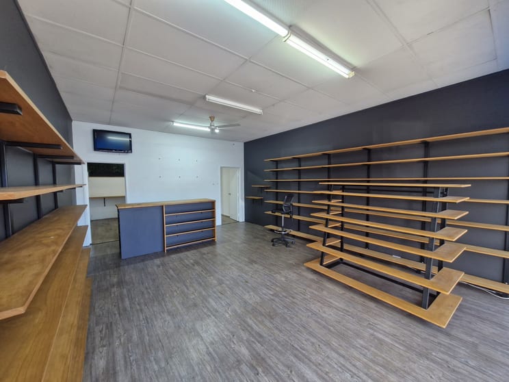 Click to view all images 58 Woongarra Street Bundaberg Central QLD 4670 - Image 2