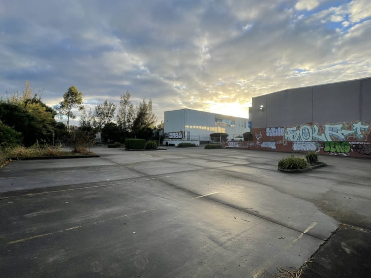 Click to view all images Hardstand/516-526 Great Western Highway St Marys NSW 2760 - Image 1