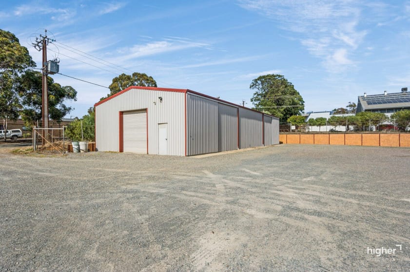 Click to view all images 13-15 Chapman Road Hackham SA 5163 - Image 2