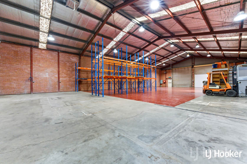 Click to view all images 5 Paterson Parade Queanbeyan NSW 2620 - Image 5