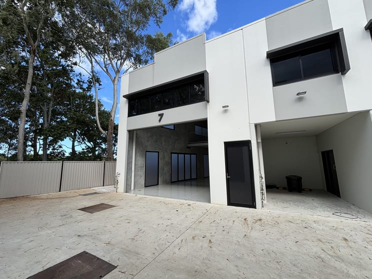 Click to view all images Arundel QLD 4214 - Image 4