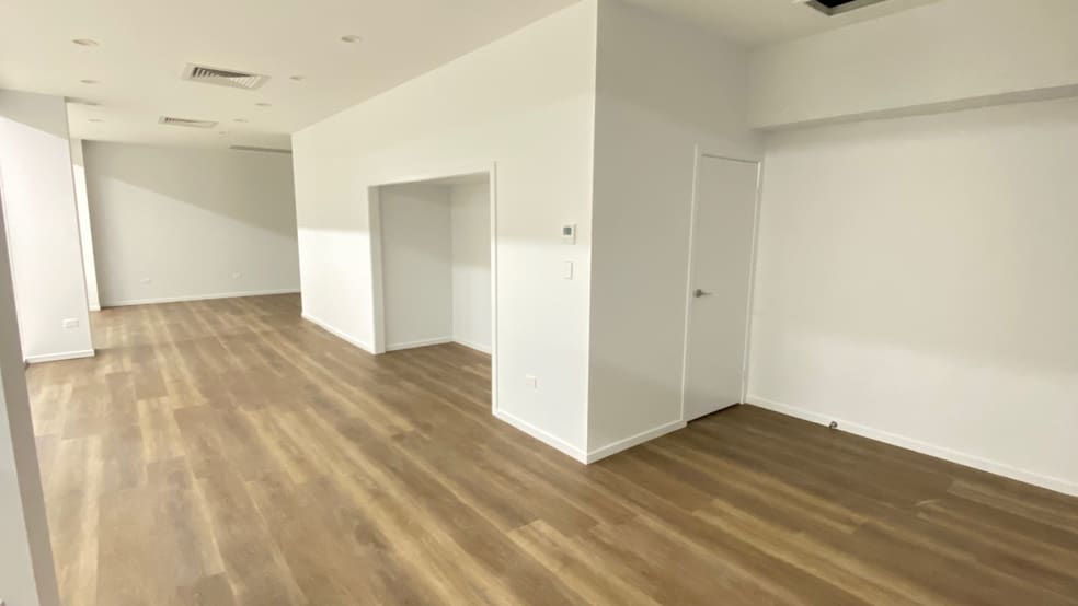 Click to view all images 2/133 Bourbong Street Bundaberg Central QLD 4670 - Image 2