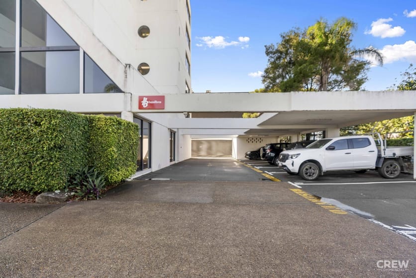 Click to view all images 2A/99-105 Upton Street Bundall QLD 4217 - Image 3