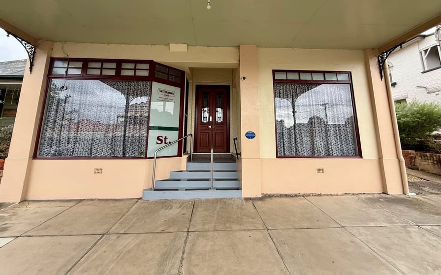 Click to view all images Level 1/137 Dowling Street Dungog NSW 2420 - Image 2
