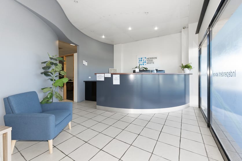 Click to view all images 33 Woongarra Street Bundaberg Central QLD 4670 - Image 3