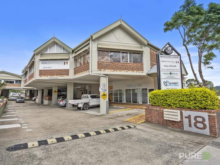Click to view all images 15/18 Brookfield Road Kenmore QLD 4069 - Image 1