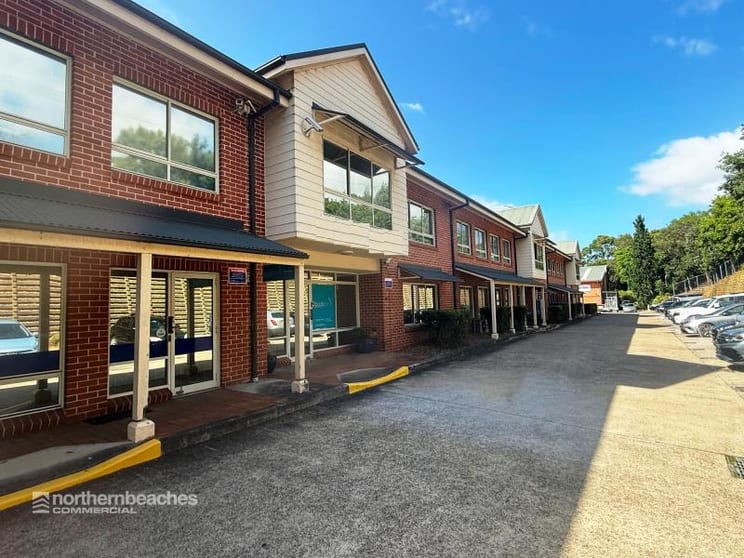 Click to view all images Warriewood NSW 2102 - Image 1