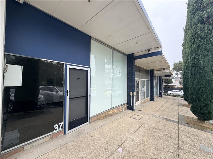 37 Martin Place Glen Waverley VIC 3150 - Image 5