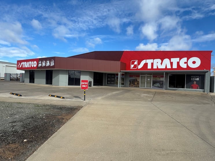 Click to view all images 17-19 Eleventh Street Mildura VIC 3500 - Image 2