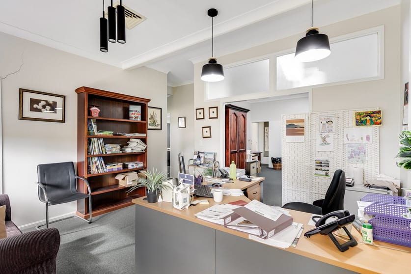 Click to view all images 116-118 Herries Street East Toowoomba QLD 4350 - Image 3