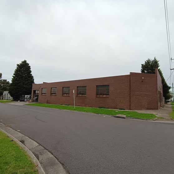 Click to view all images 52 Paulson Road Campbellfield VIC 3061 - Image 2