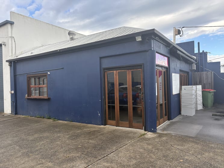 Suite 1/17 Manufacturer Drive Molendinar QLD 4214 - Image 1