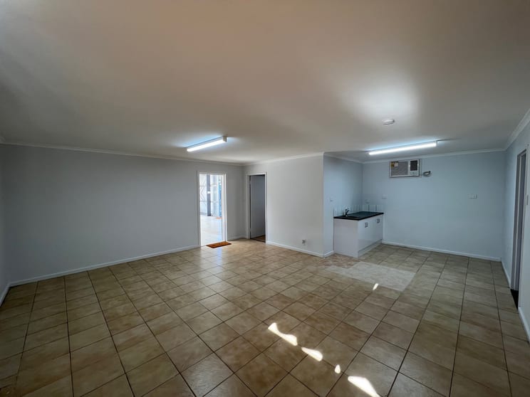 19 Marlow Road Berrimah NT 0828 - Image 3