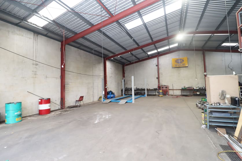 Click to view all images 3 Laurel Street Toowoomba City QLD 4350 - Image 3
