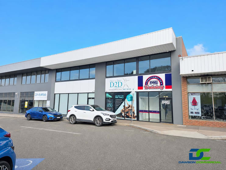 Click to view all images Unit 2/68-70 Dundas Court Phillip ACT 2606 - Image 1