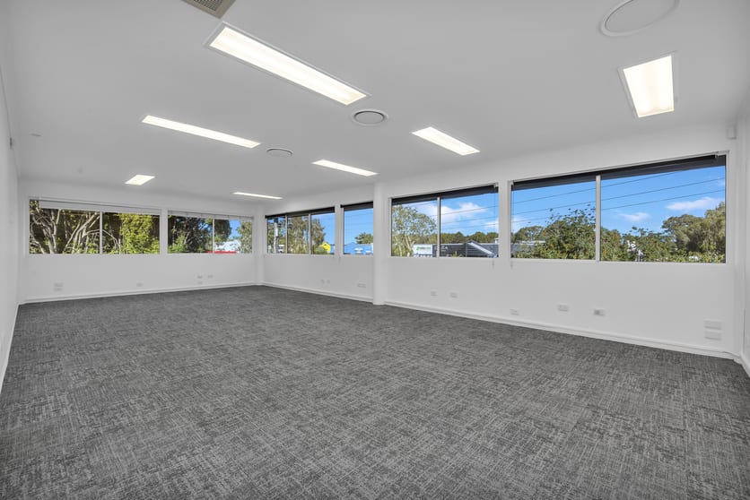 Click to view all images 2 Mary Street Noosaville QLD 4566 - Image 3