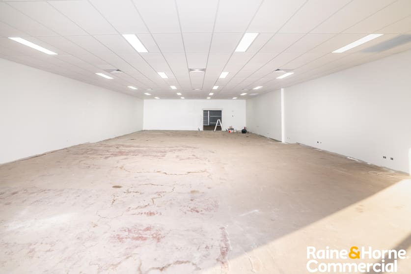 Click to view all images 115b Fitzmaurice Street Wagga Wagga NSW 2650 - Image 2