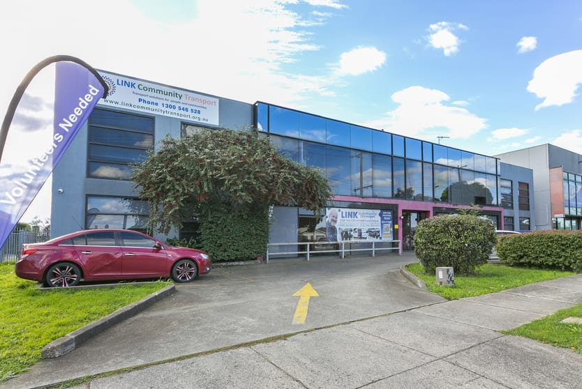 Click to view all images 62 Keon Parade Thomastown VIC 3074 - Image 2