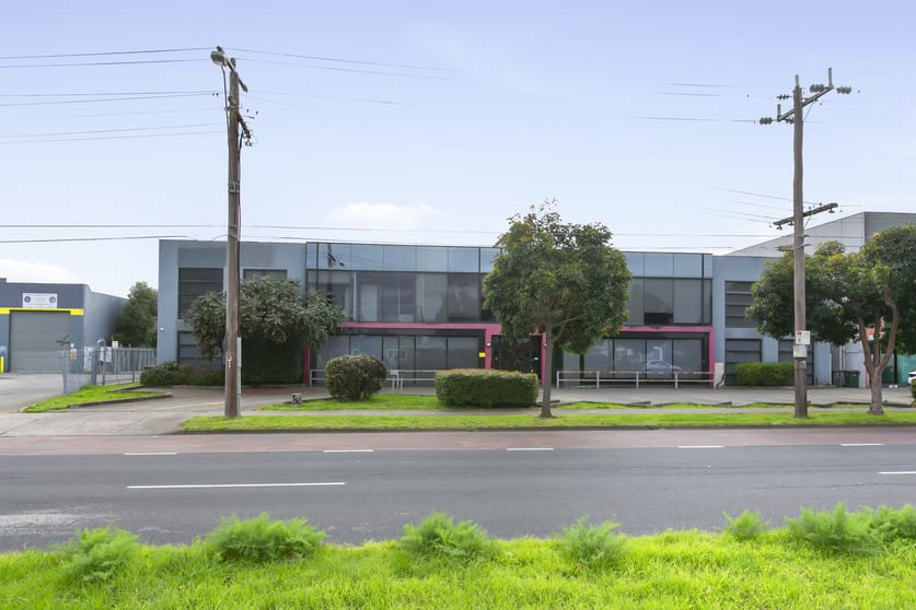Click to view all images 62 Keon Parade Thomastown VIC 3074 - Image 2