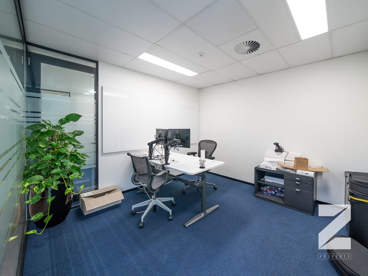 Click to view all images 6/11 DONKIN STREET West End QLD 4101 - Image 3