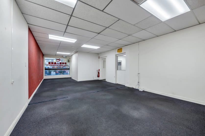 Click to view all images 5/224 Grote St Adelaide SA 5000 - Image 3