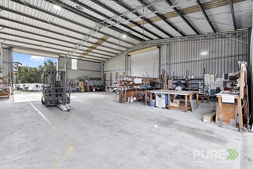 Click to view all images 239B Old Maitland Road Hexham NSW 2322 - Image 2
