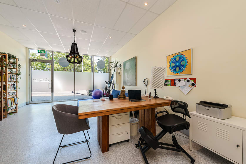 Click to view all images 33-35 Burwood Road Hawthorn VIC 3122 - Image 3