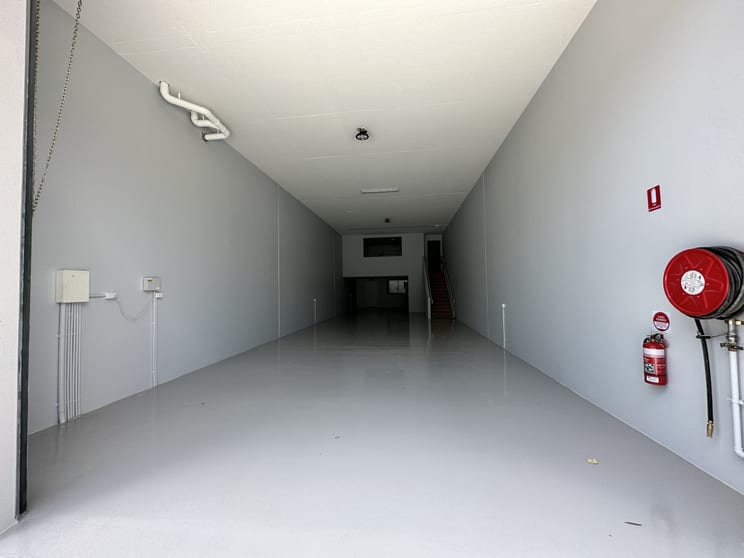 Click to view all images 15/10A Industrial Ave Molendinar QLD 4214 - Image 3