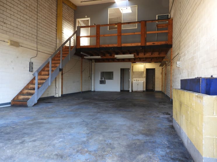 Click to view all images Cromer NSW 2099 - Image 1