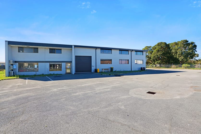 6 Atlas Court Welshpool WA 6106 - Image 1